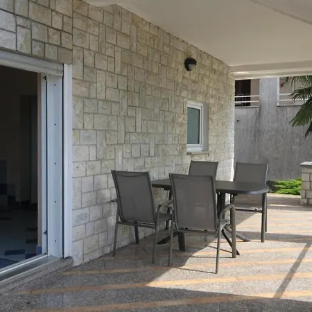 Family Friendly House With A Swimming Pool - Volosko, - 7920 Nyaraló *