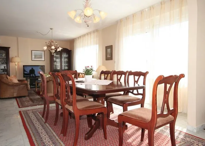 Family Friendly House With A Swimming Pool - Volosko, - 7920 Nyaraló