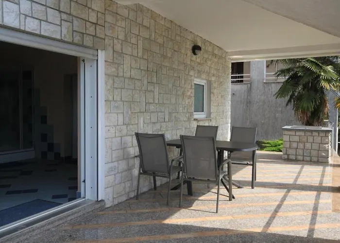 Family Friendly House With A Swimming Pool - Volosko, - 7920 Nyaraló *